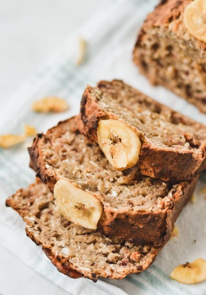 banana bread: healthy snacks for toddlers