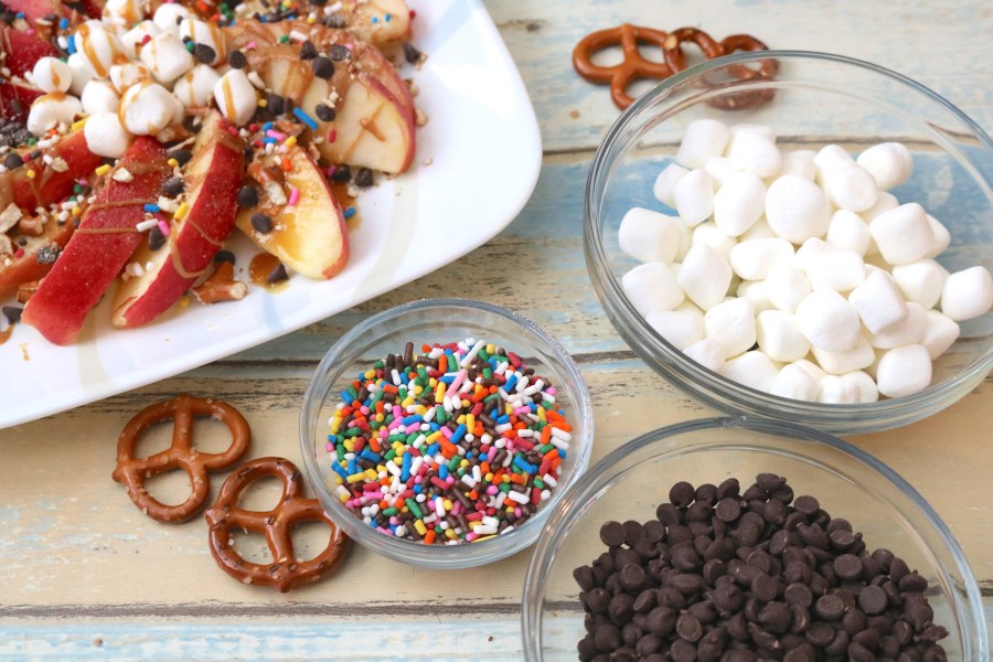 apple nachos: healthy snacks for toddlers